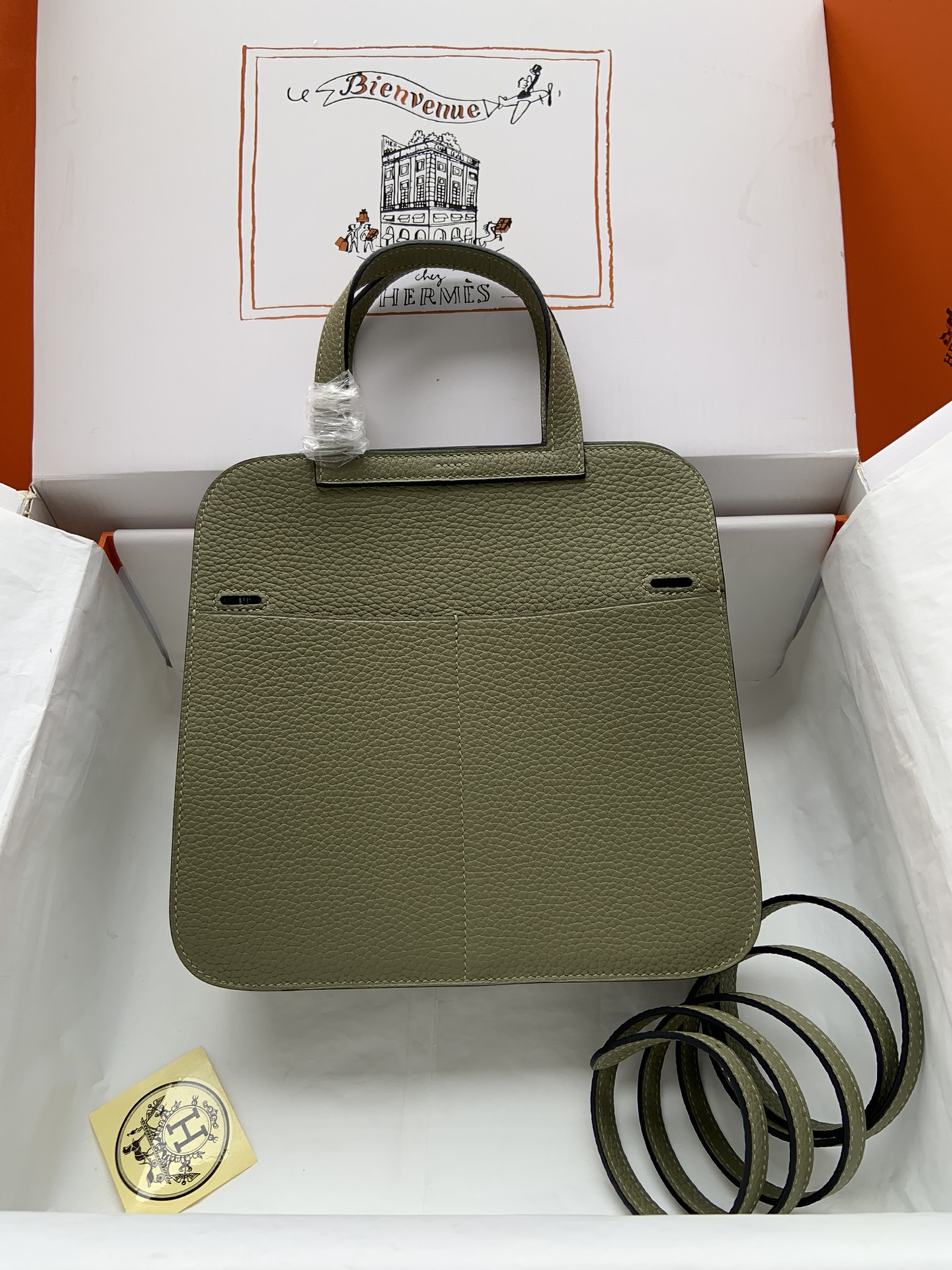 Hermes Halzan 25 Handbag Shoulder Bag In Gris Mouette Clemence Leather